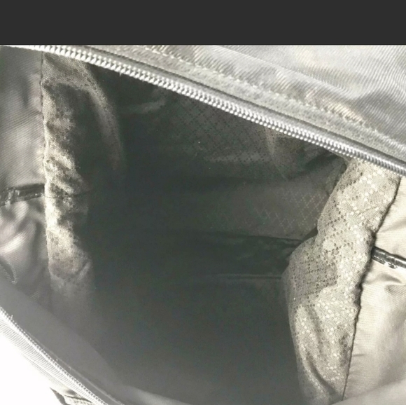 Gucci Bamboo Handled Black Nylon Tote - Picture 2 of 12